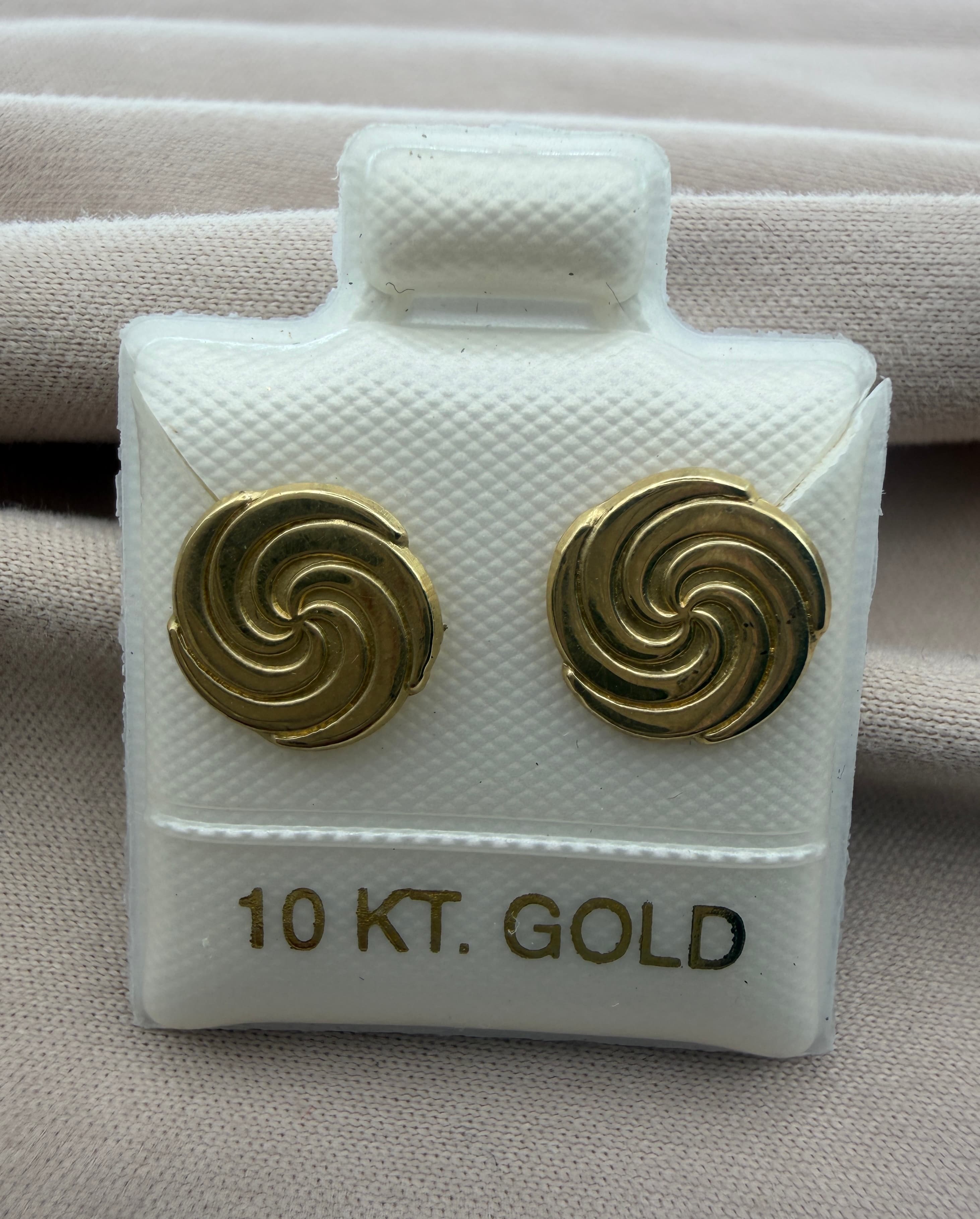 Broqueles Espiral Dorada — Oro 10k