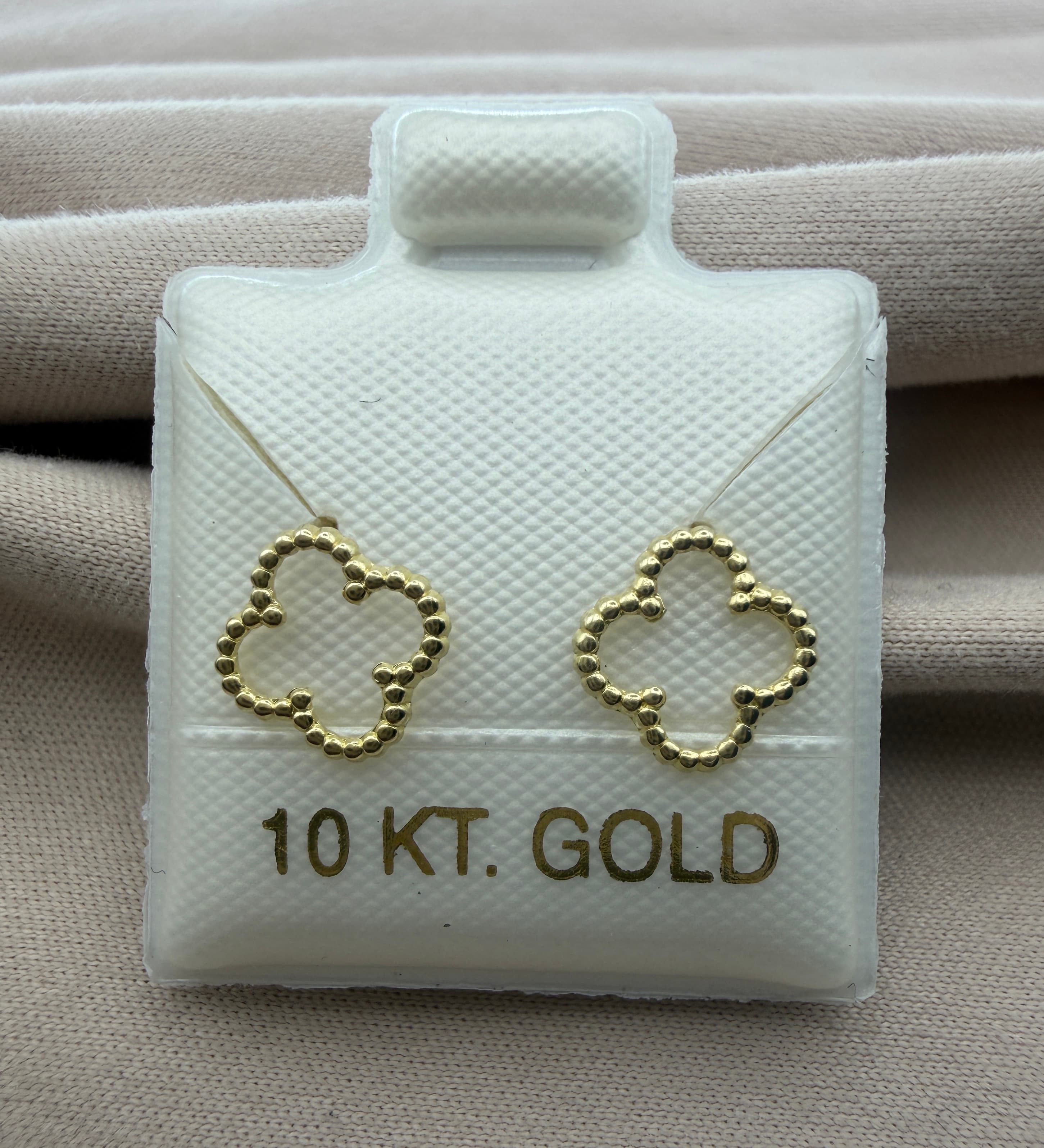 Broqueles Trébol Abierto Beaded — Oro 10k